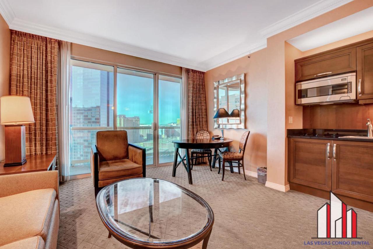Mgm Signature-25-815 Strip View Balcony Сasa de vacaciones *